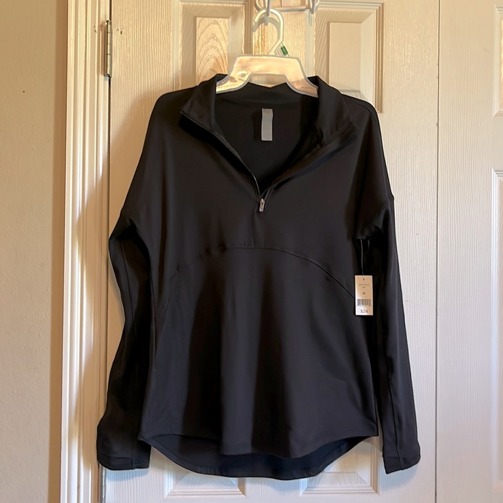 Pullover athletic top